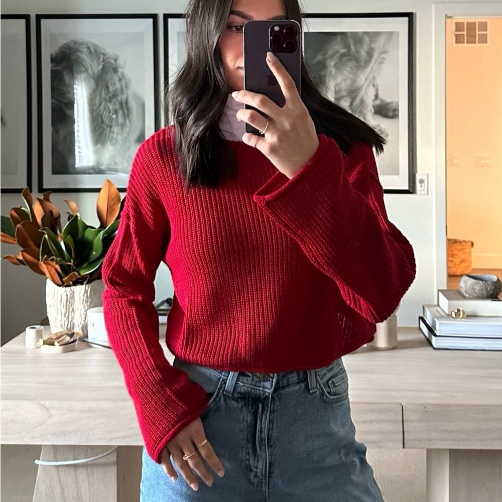 Women's Crewneck Boxy
Pullover Sweater Red -
